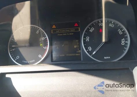 2011 Land Rover Range Rover Sport Lux z USA, uszkodzony, nr VIN SALSK2D47BA713513